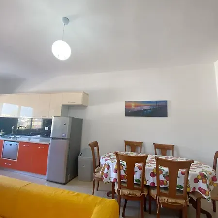Luxury Loft In * Avlonya